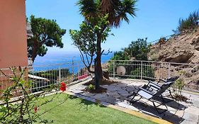 Punta Sole, Vista Mare, Con Giardino Privato, Parcheggio Privato Gratis